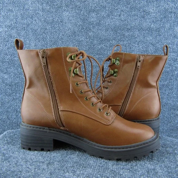 Universal Thread Tan Lace-Up Boots - Picture 5 of 7
